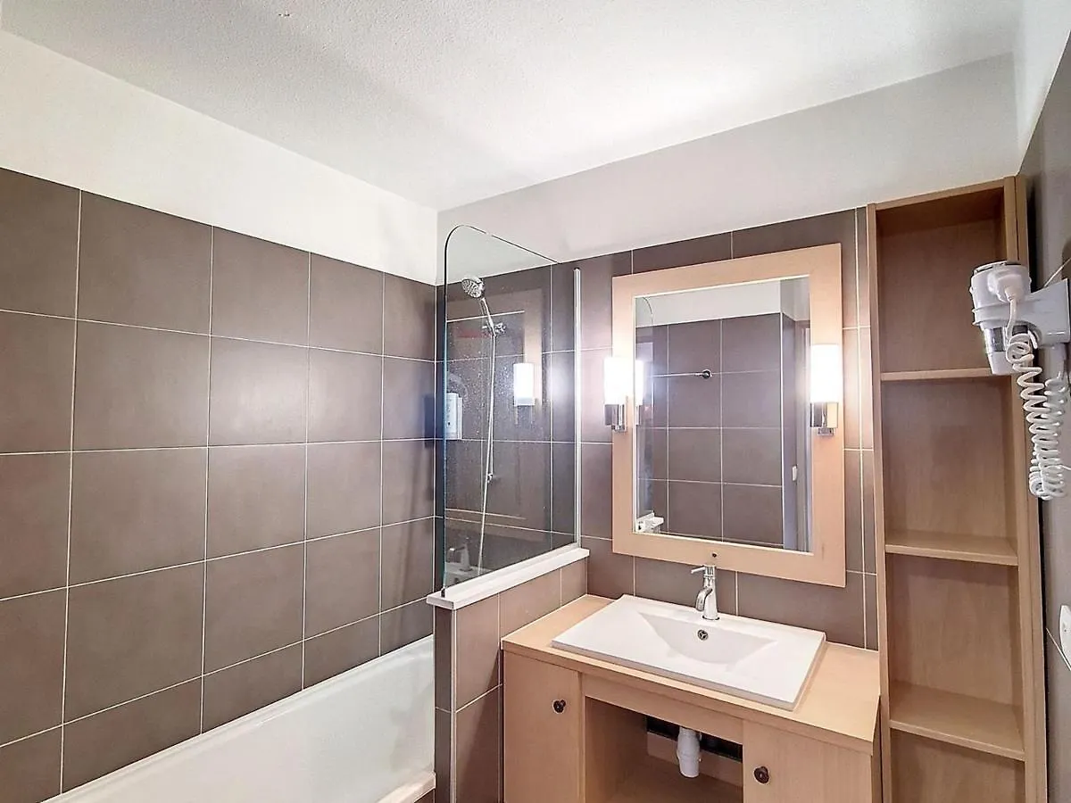 Studio Confortable 27M² - Centre Val D'Isere Avec Balcon Sud, 2/3 Pers., Cuisine Equipee - Fr-1-518-145
