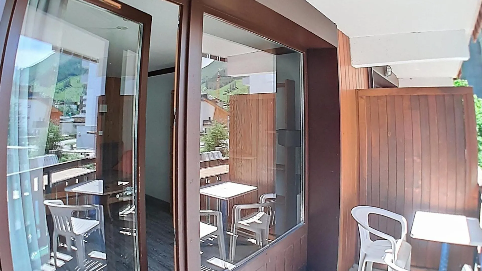 Διαμέρισμα Studio Confortable 27M² - Centre Val D'Isere Avec Balcon Sud, 2/3 Pers., Cuisine Equipee - Fr-1-518-145
